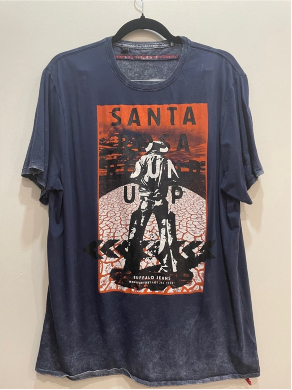 Buffalo Men's Y2K Graphic TShirt XL Santa Rosa Round Up Cowboy Western
